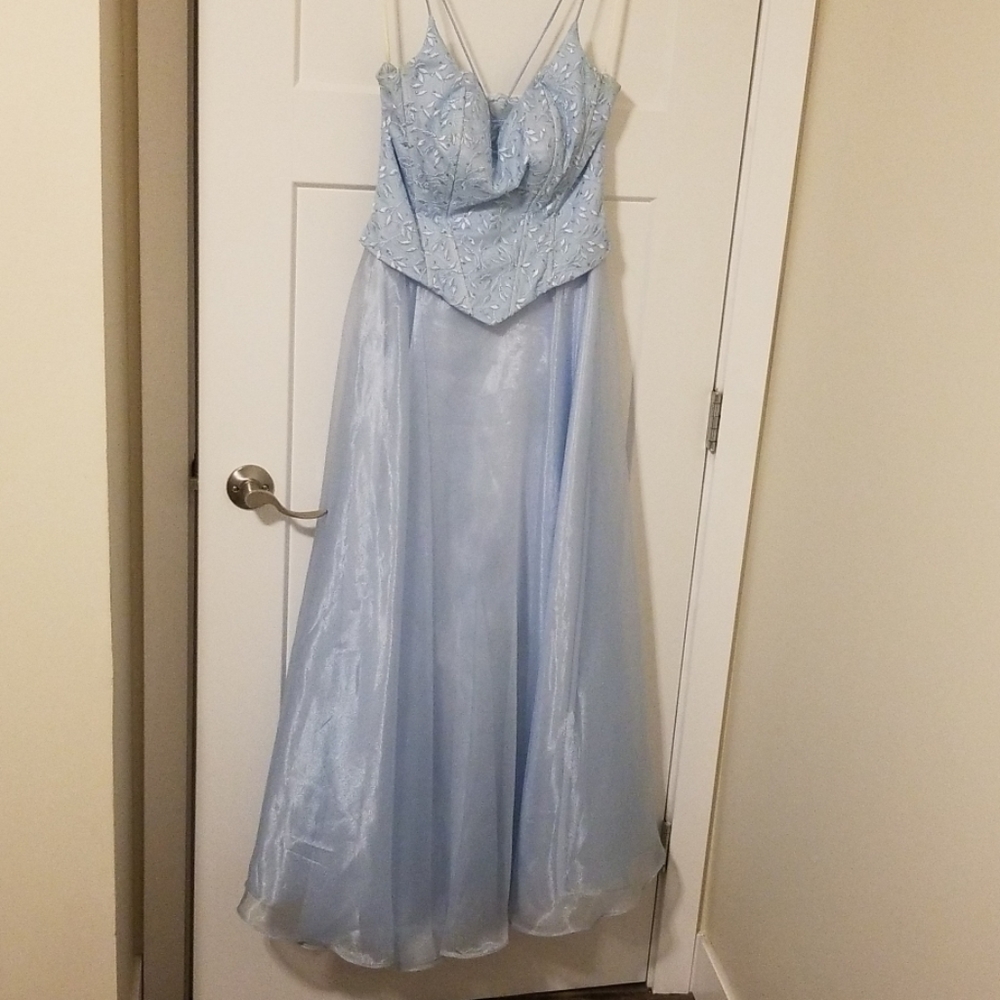 Lenovia Grad dress